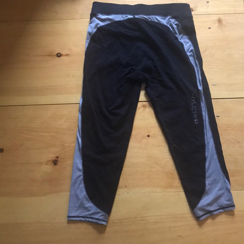 Hylete Crops Size Small worn once